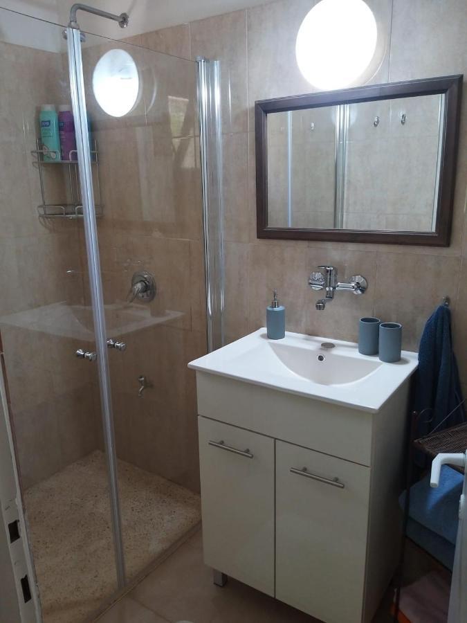 Apartmán פינה חמה ברמה Ejn Zivan Exteriér fotografie